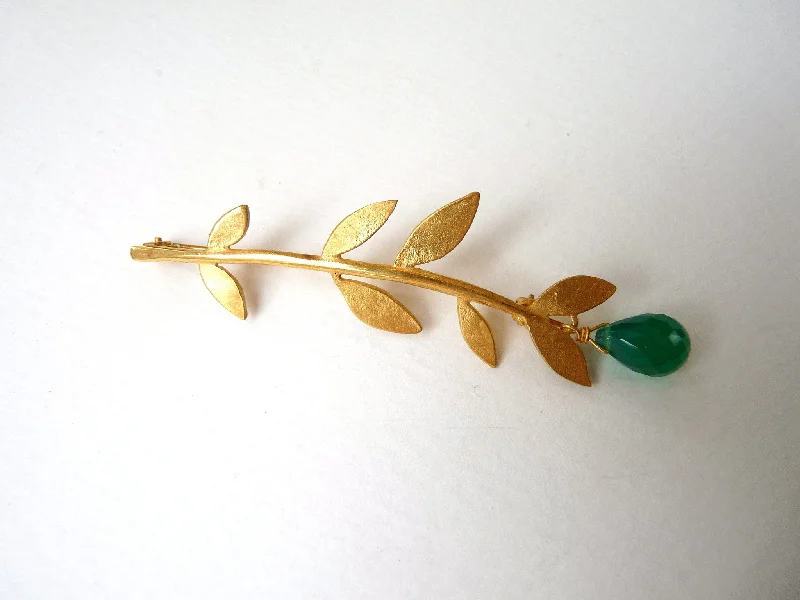 fashion crystal brooch for women-Minty Leaf Brooch With Gemstone