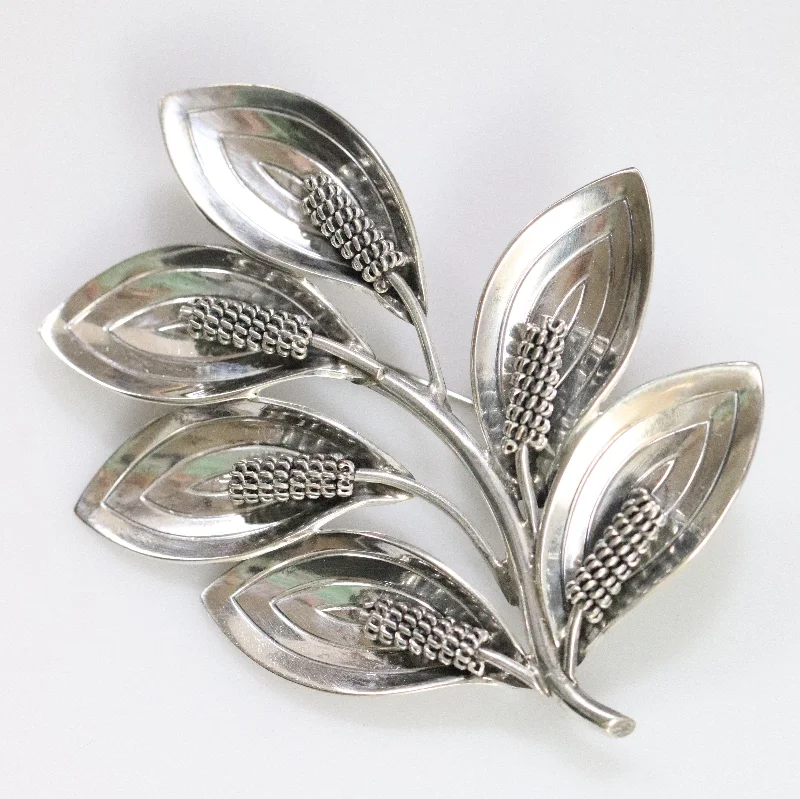 gemstone brooch with diamonds for women-Vintage Aarre & Krogh Danish Jewelry | Modernist Six Calla Lily Brooch