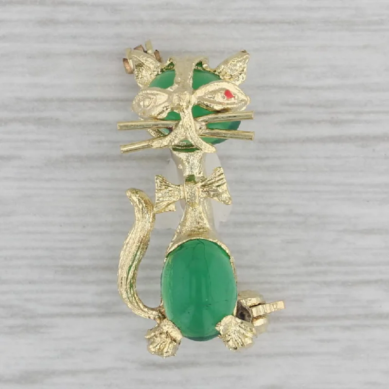 gold engagement rings for women-Green Glass Cat Wearing Bow Tie Brooch 18k Yellow Gold Resin Pin Vintage