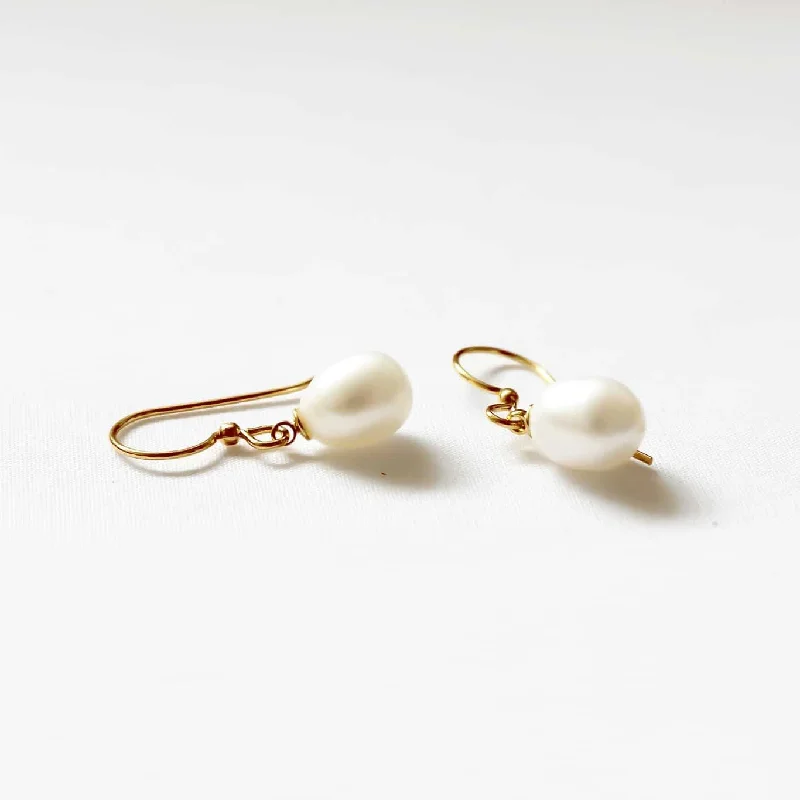 pearl cluster earrings for women-Freshwater Pearl Earrings - Gold