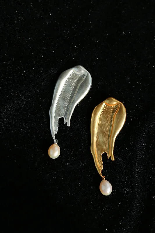 crystal brooch for women-Brushstroke Pearl Brooch