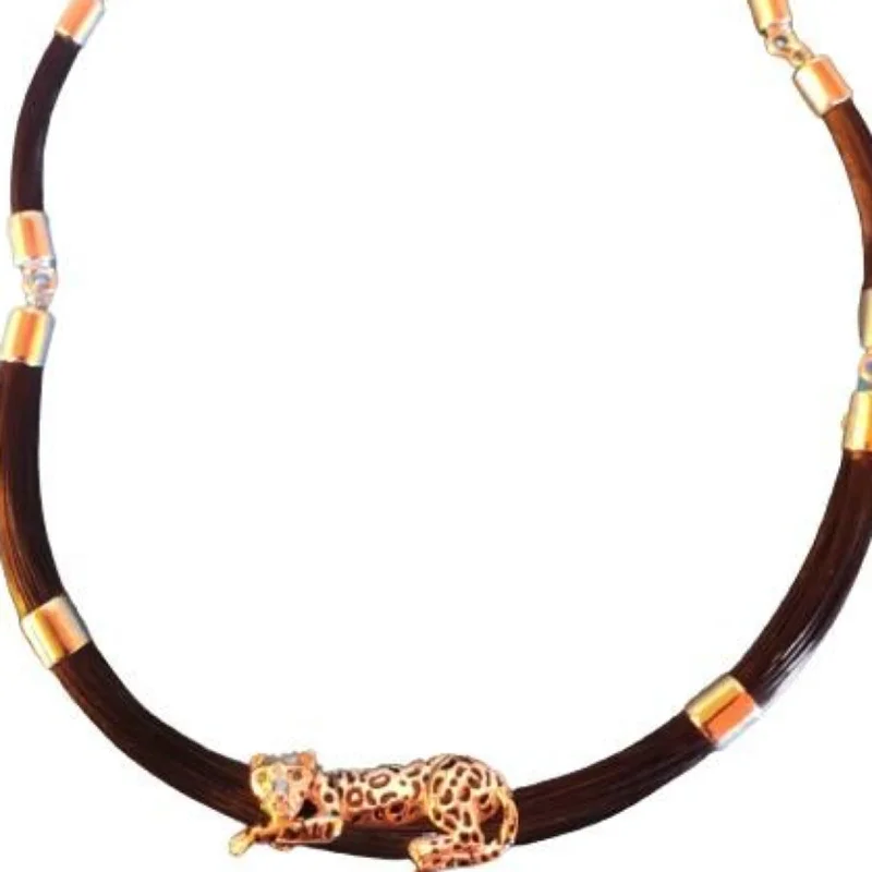 sparkling gemstone necklace for women-Elephant Hair Choker with Lying Leopard