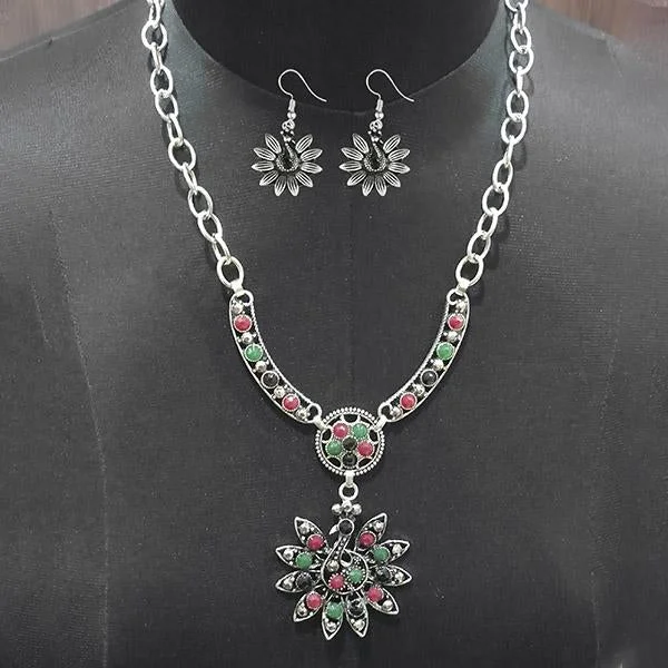 trendy necklace for women-Urthn Pota Stone Peacock Design Statement Neckalce Set